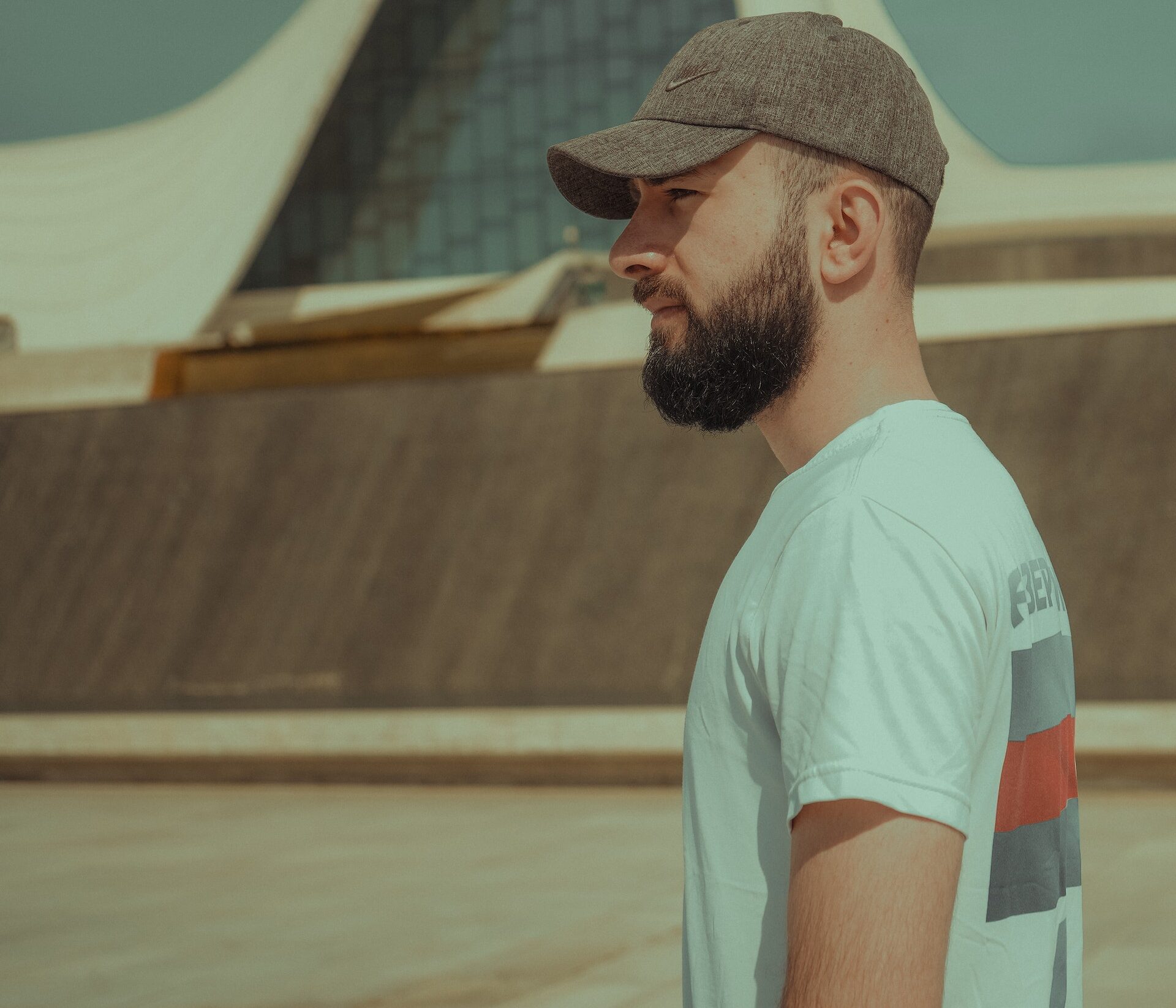 pexels-hamidoff-studio-16073272